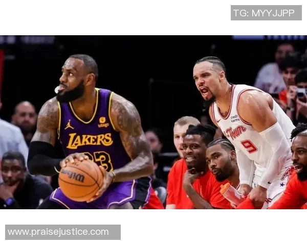 火箭与湖人激战正酣实时比分更新与精彩瞬间回顾